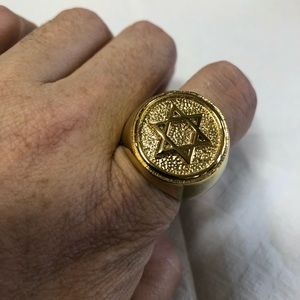 Vintage Golden Star of David mens ring